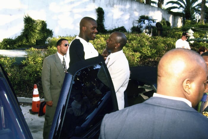 1996-shaquille-o-neal-michael-jordan-05880130.jpg